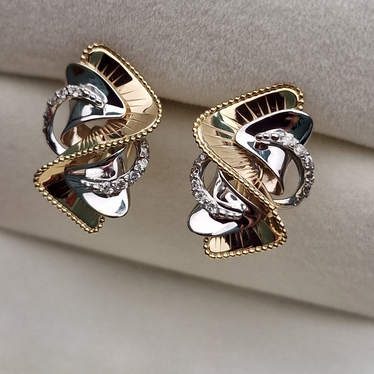 Серьги Deimantas 102927707 4,21гр 0,20ct. купить,NaN