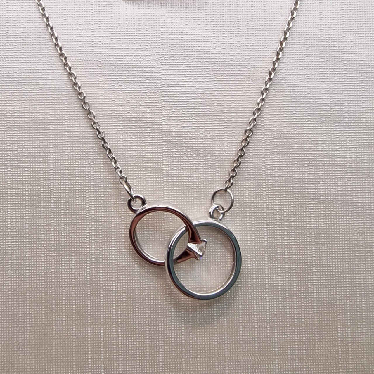 Колье Deimantas 102927975 45см 2,49гр 0,064ct. купить,NaN