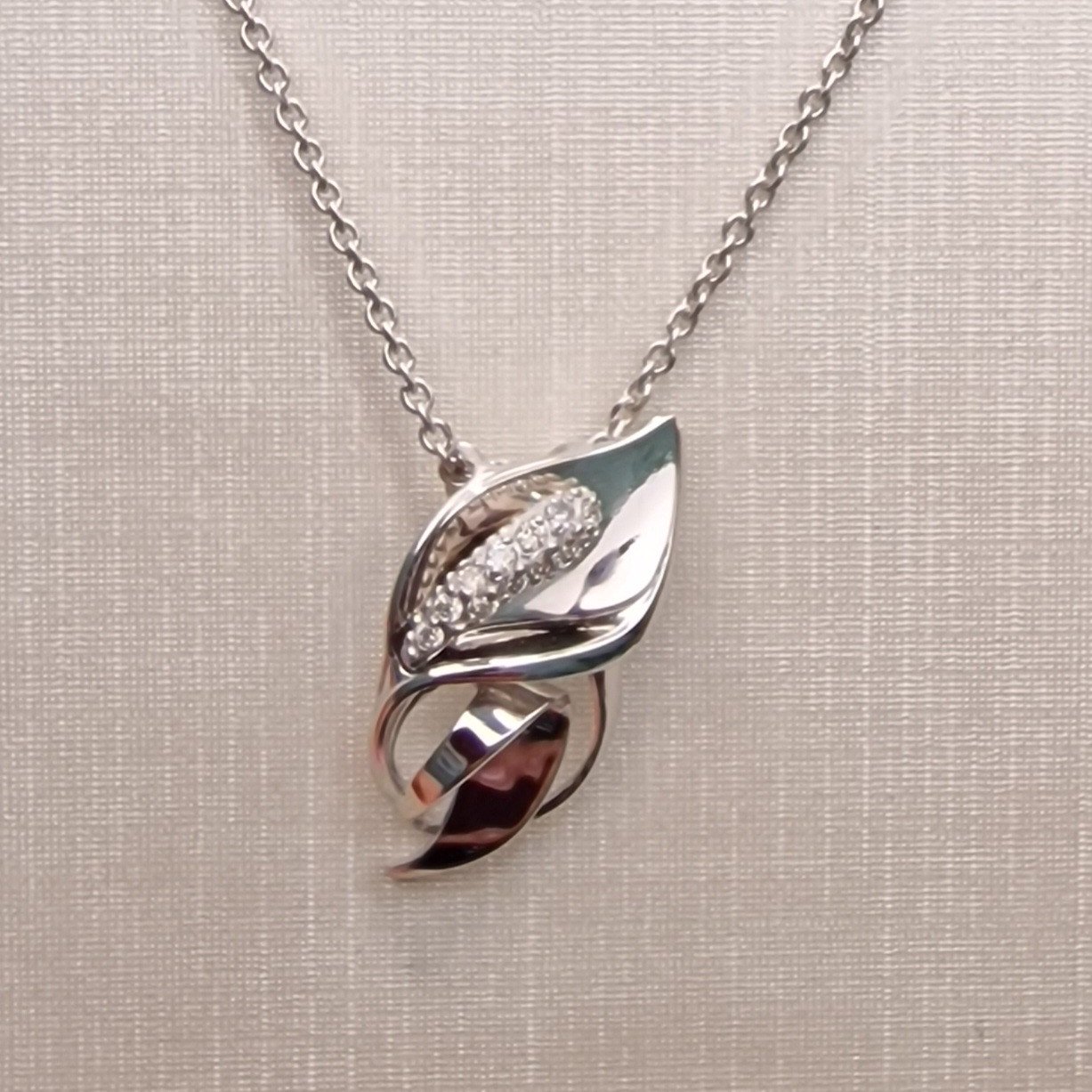 Колье Deimantas 102927986 45см 1,92гр 0,086ct. купить,NaN