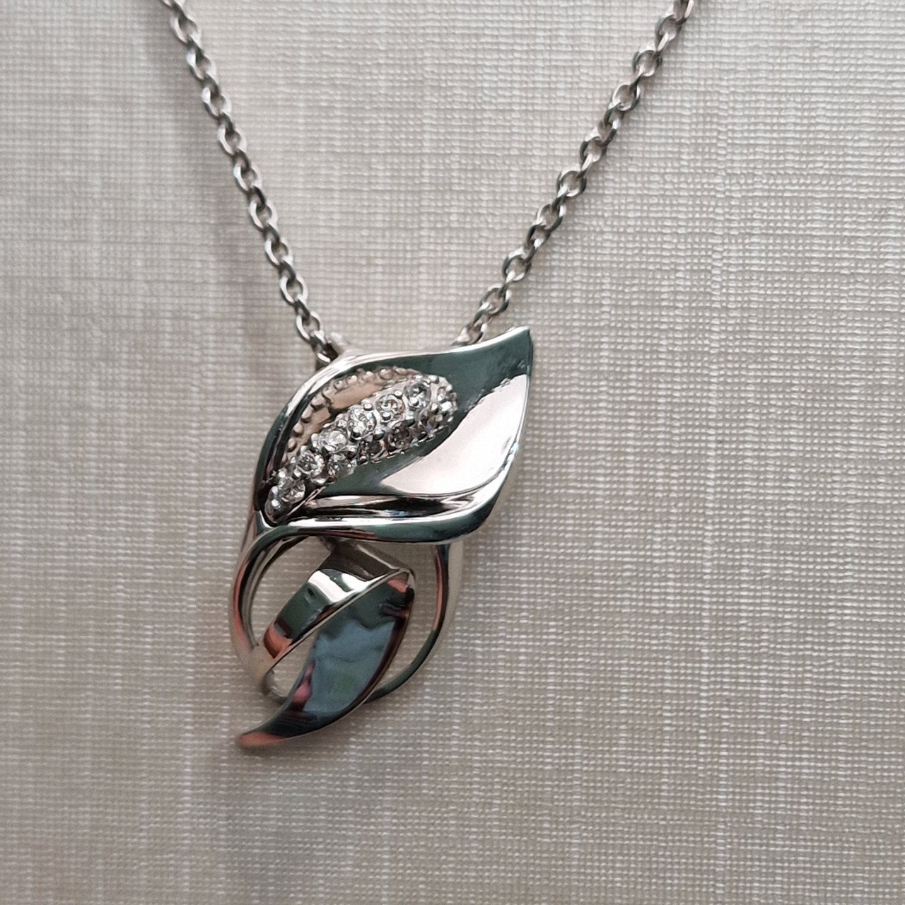 Колье Deimantas 102927986 45см 1,92гр 0,086ct. купить,NaN