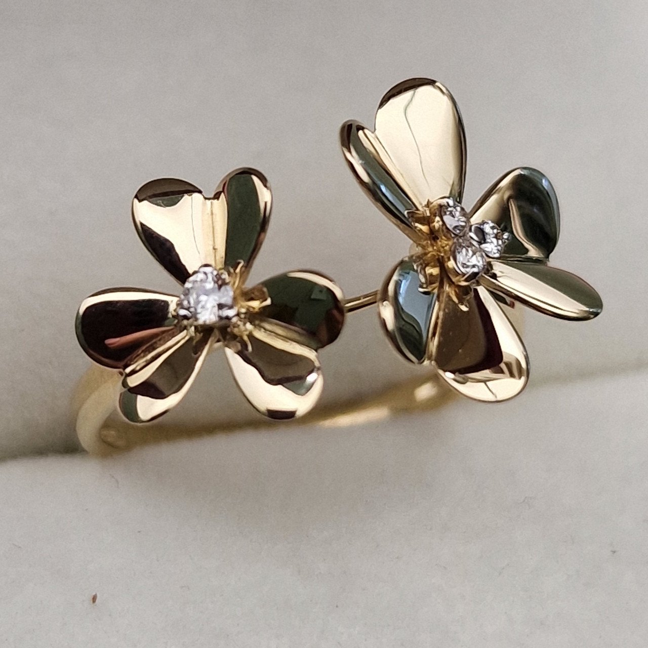 Кольцо Deimantas 103116896 17р 1,91гр 0,041ct. купить,NaN