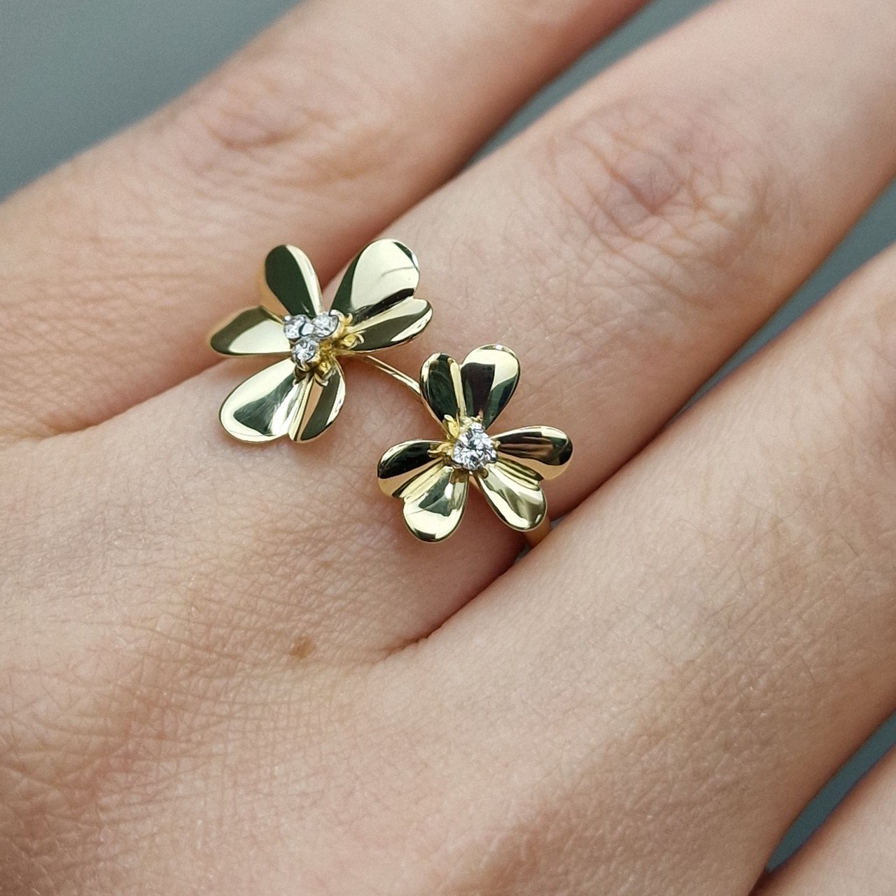 Кольцо Deimantas 103117629 16,5р 1,86гр 0,041ct. купить,NaN