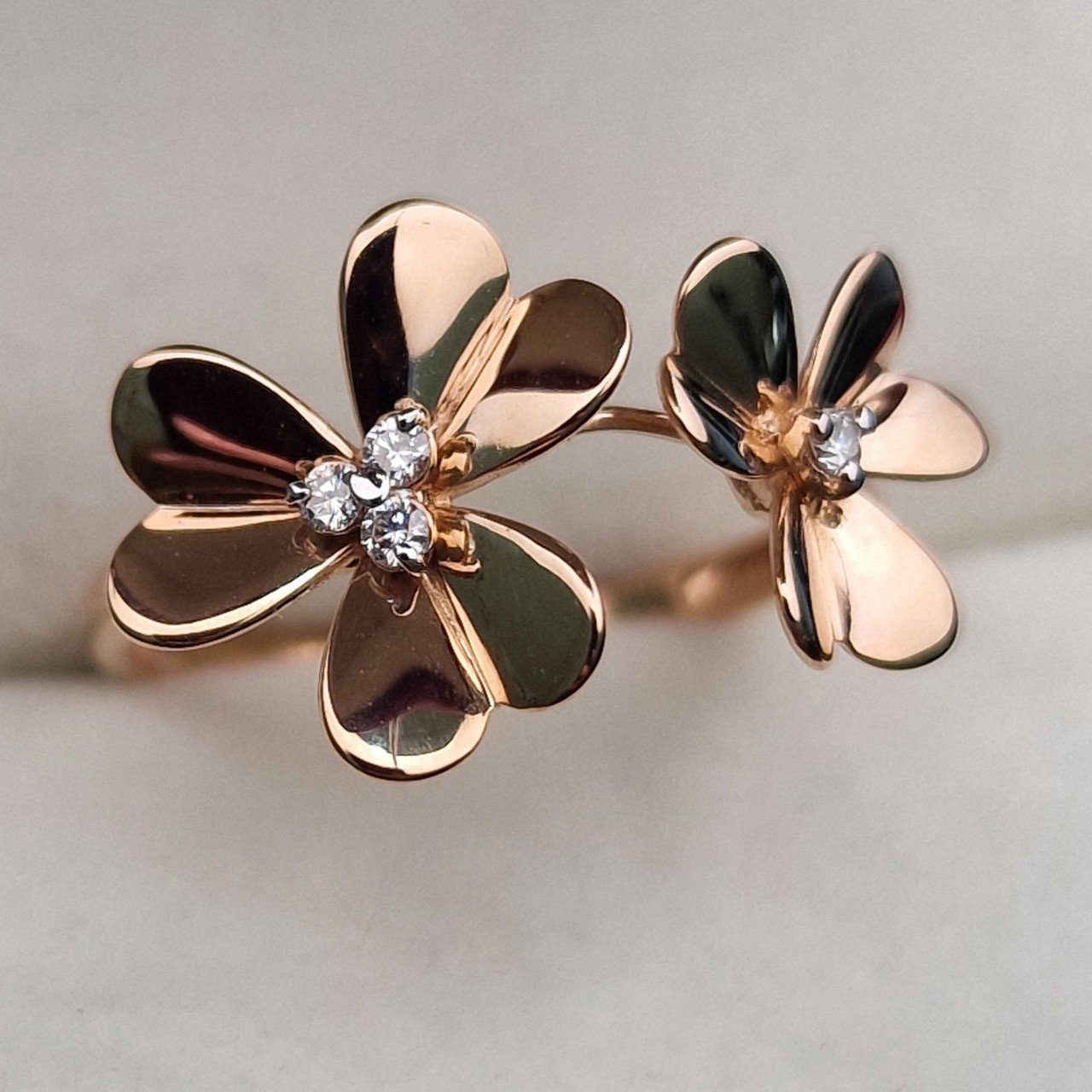 Кольцо Deimantas 103118048 17р 1,91гр 0,041ct. купить,NaN