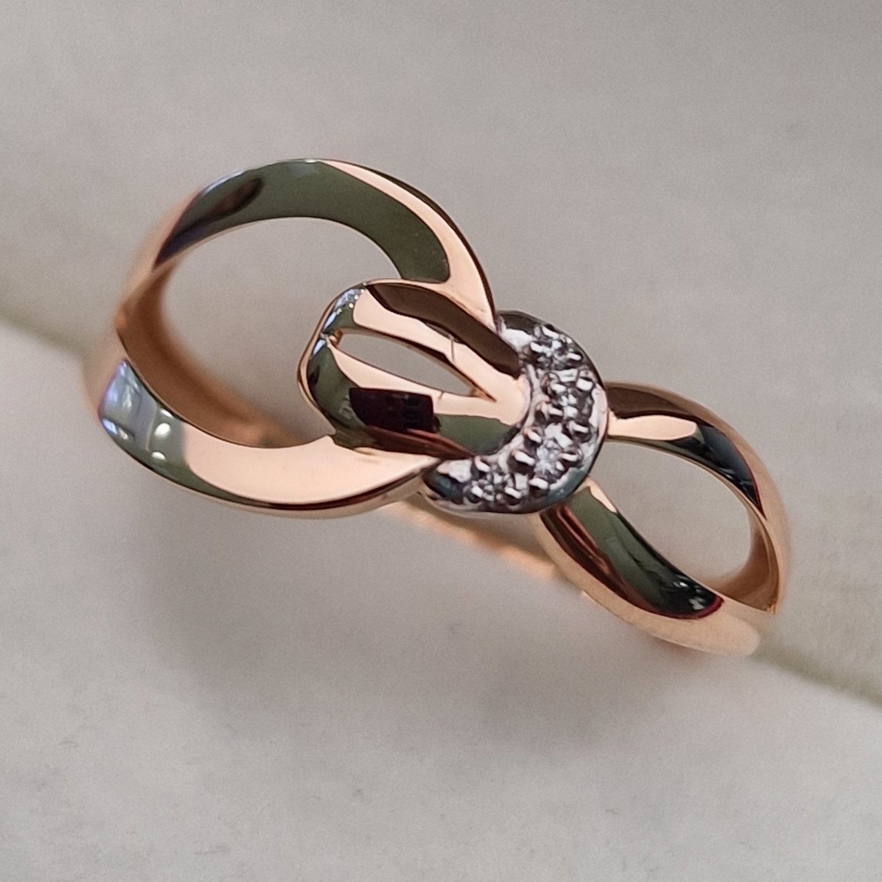 Кольцо Deimantas 103118671 18,5р 1,52гр 0,015ct. купить,NaN