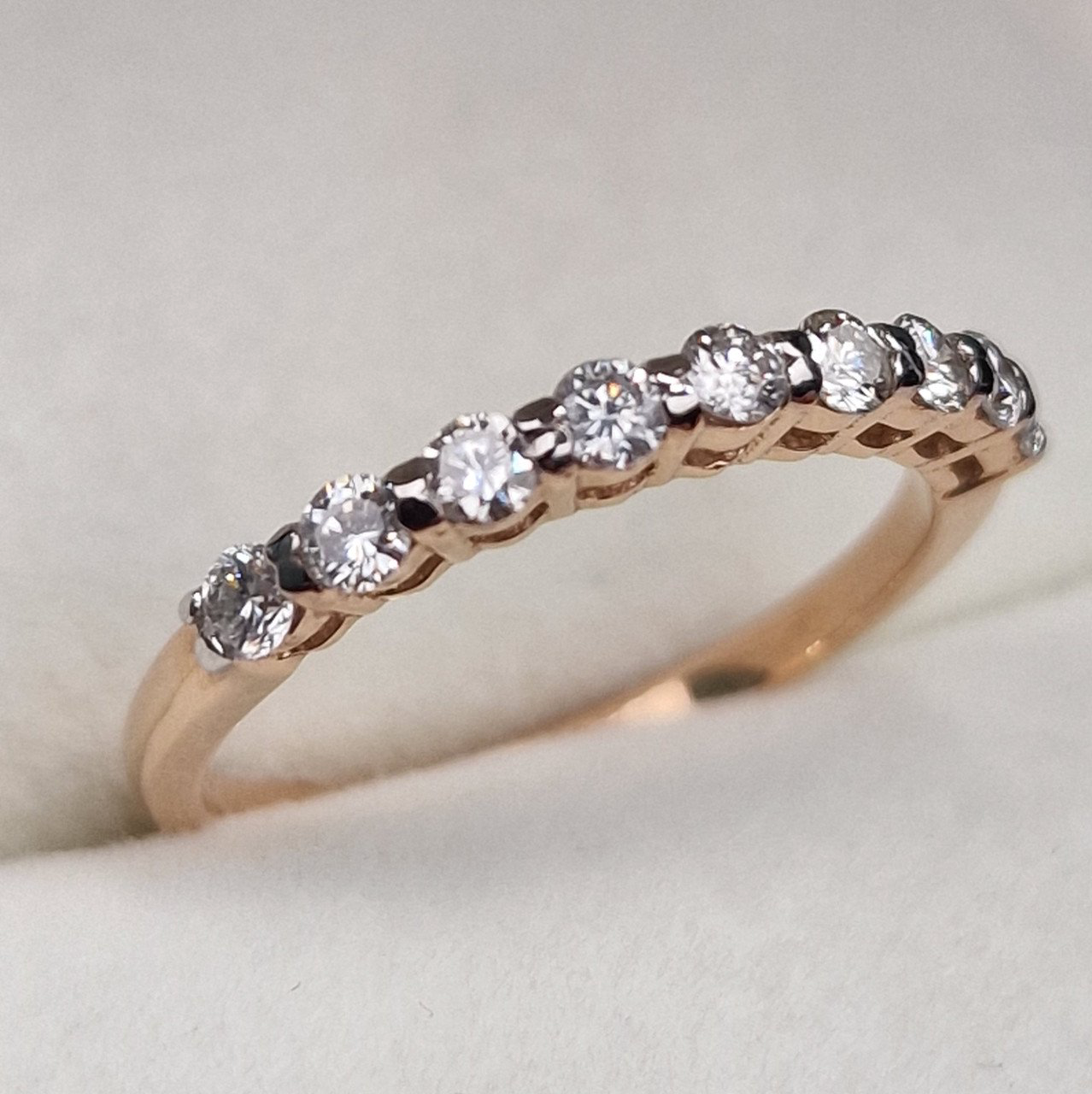 Кольцо Deimantas 103119005 17,5р 1,68гр 0,377ct. купить,NaN