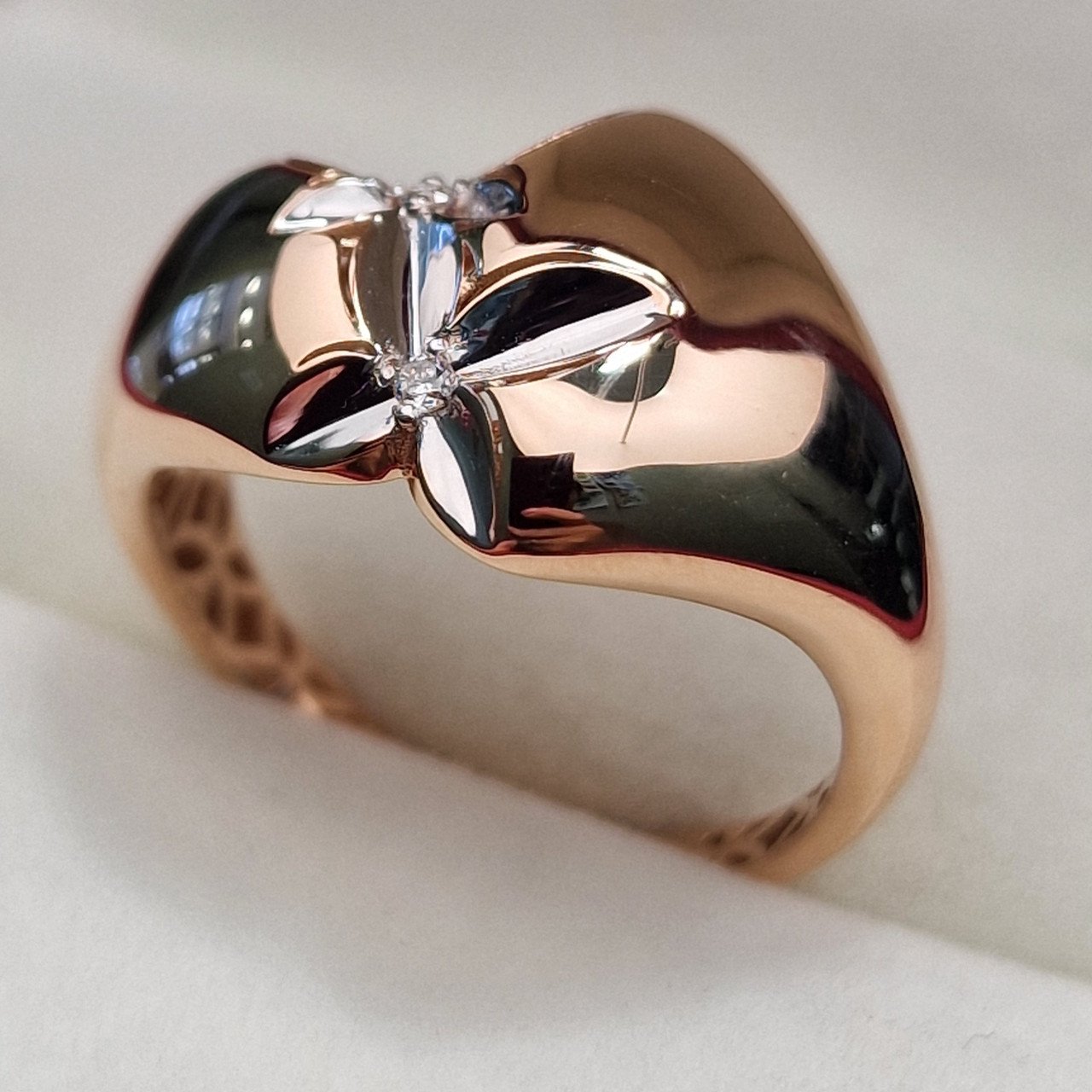 Кольцо Deimantas 103119015 19р 2,87гр 0,017ct. купить,NaN