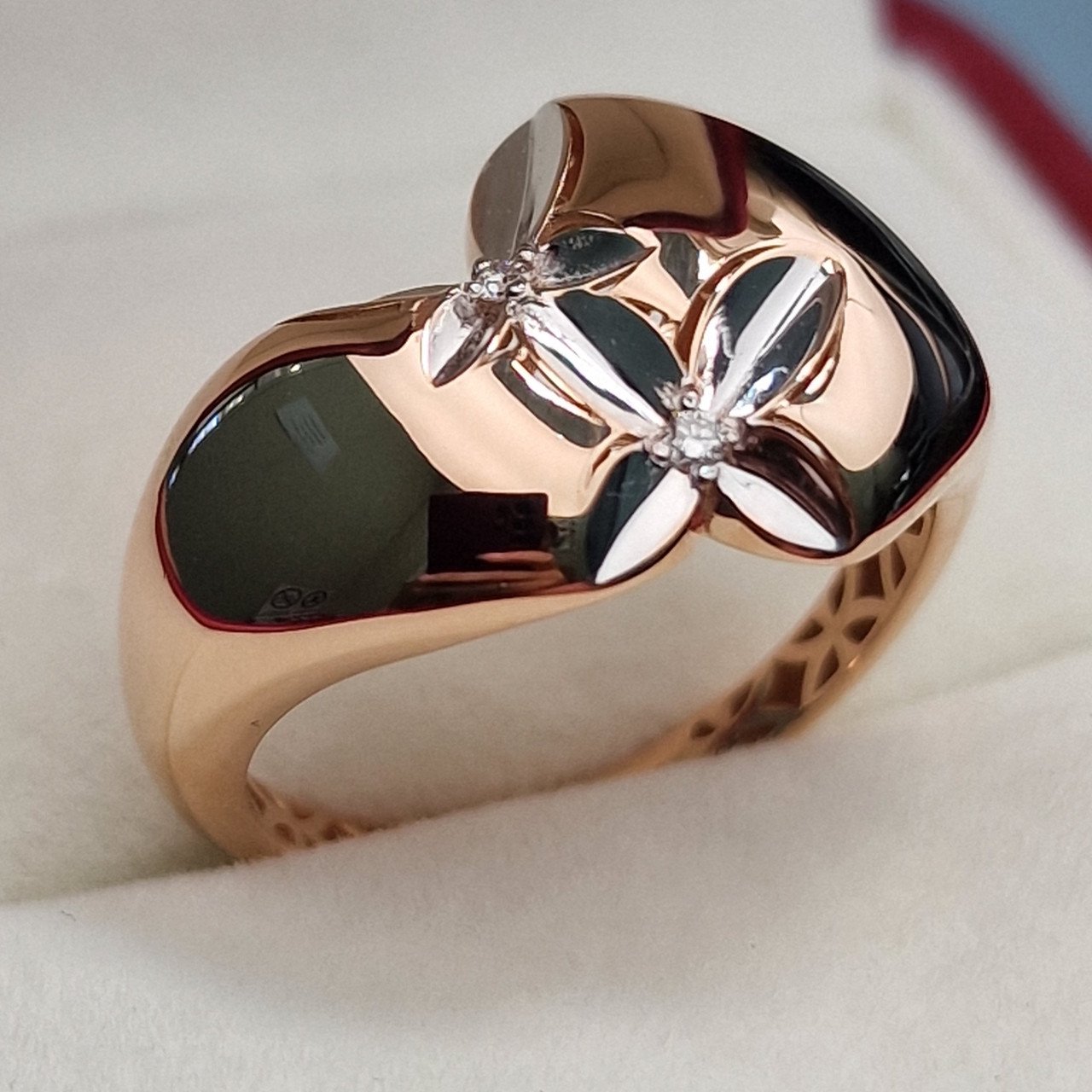 Кольцо Deimantas 103119015 19р 2,87гр 0,017ct. купить,NaN