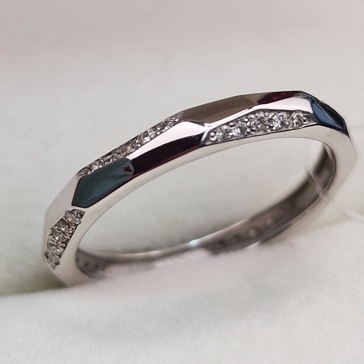 Кольцо Deimantas 103119033 17,5р 2,07гр 0,20ct. купить,NaN