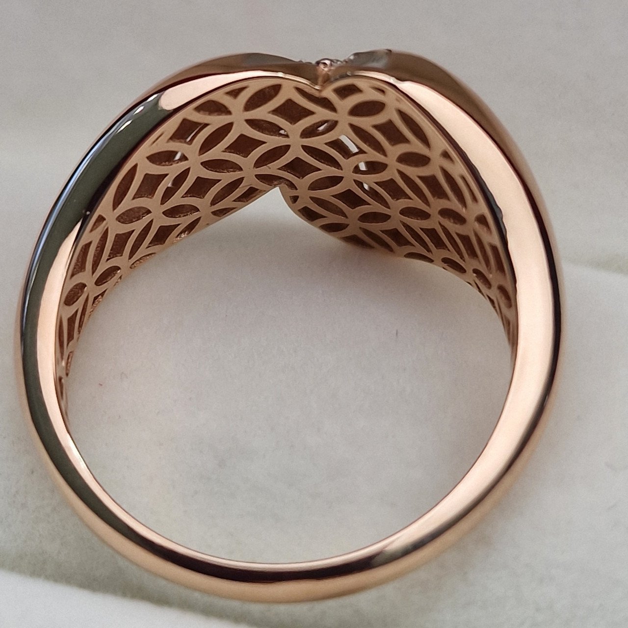 Кольцо Deimantas 103119015 19р 2,87гр 0,017ct. купить,NaN