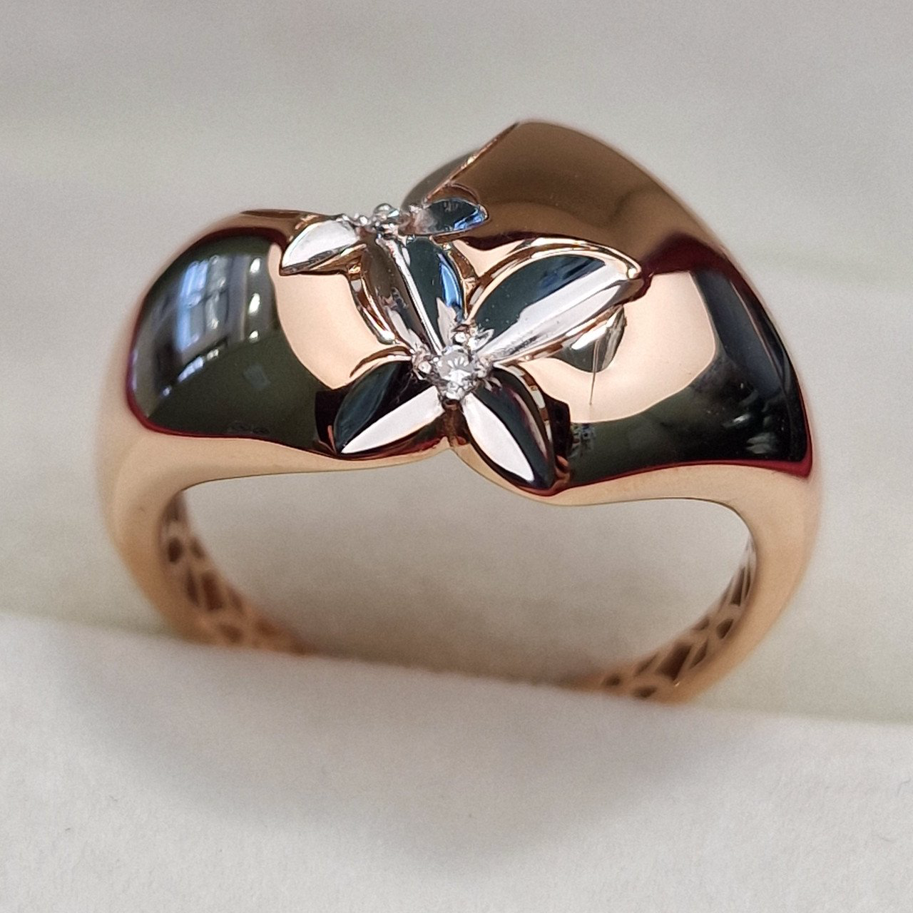 Кольцо Deimantas 103119015 19р 2,87гр 0,017ct. купить,NaN