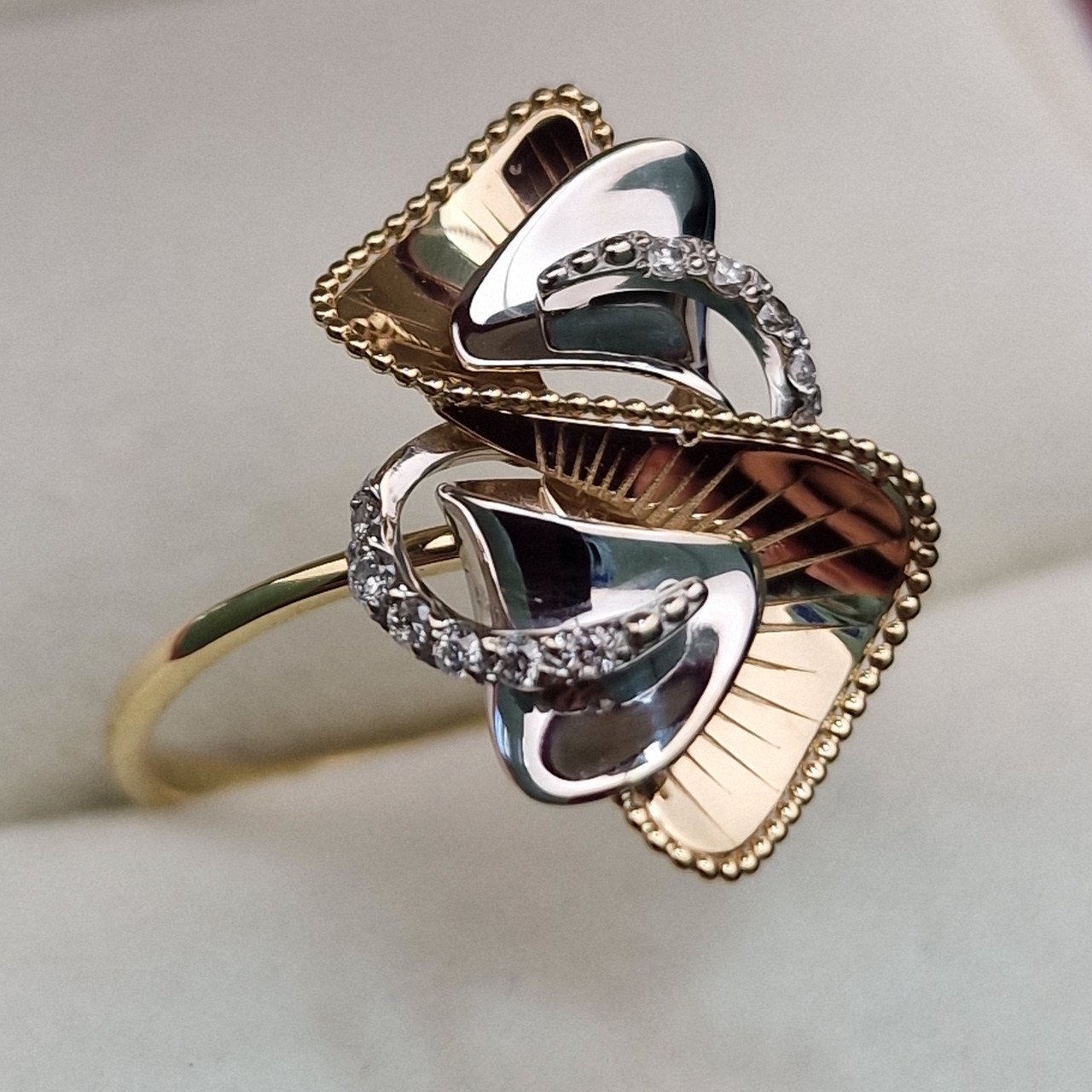 Кольцо Deimantas 103119127 18р 2,56гр 0,105ct. купить,NaN