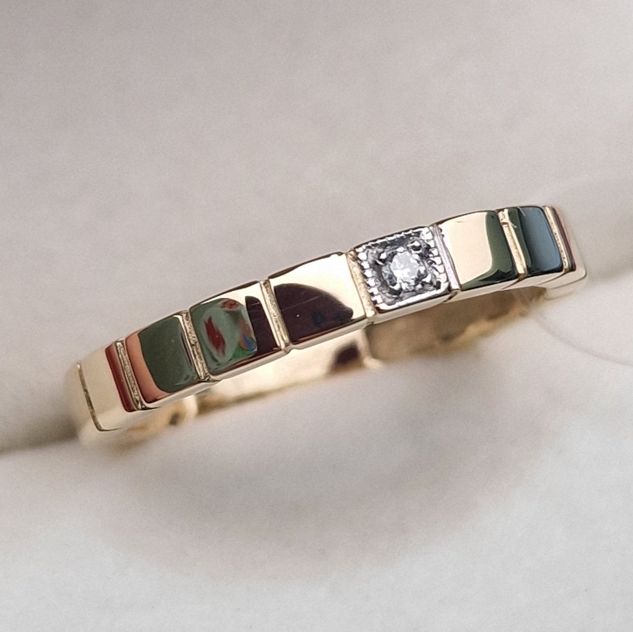 Кольцо Deimantas 103119055 18,5р 3,15гр 0,022ct. купить,NaN