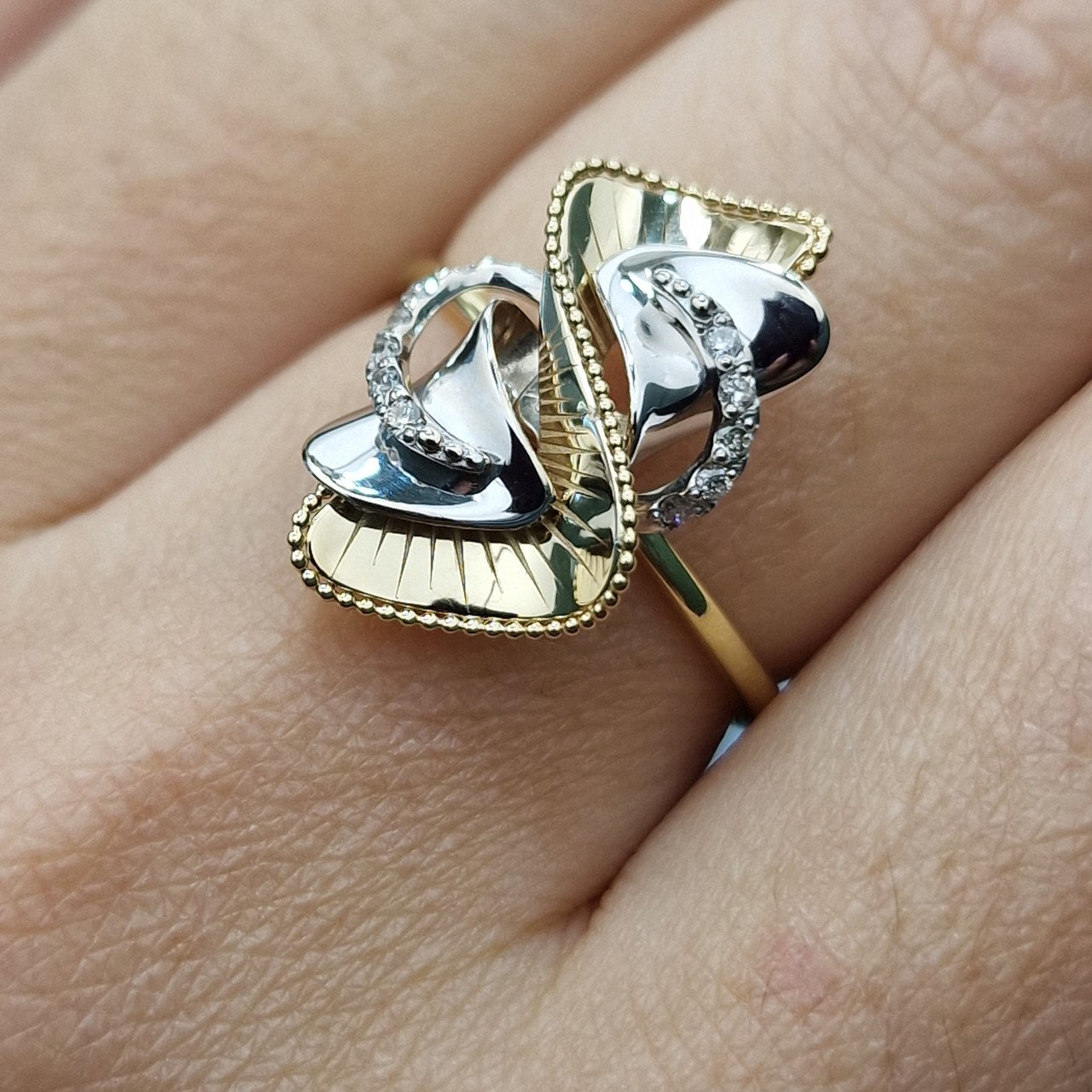 Кольцо Deimantas 103119127 18р 2,56гр 0,105ct. купить,NaN