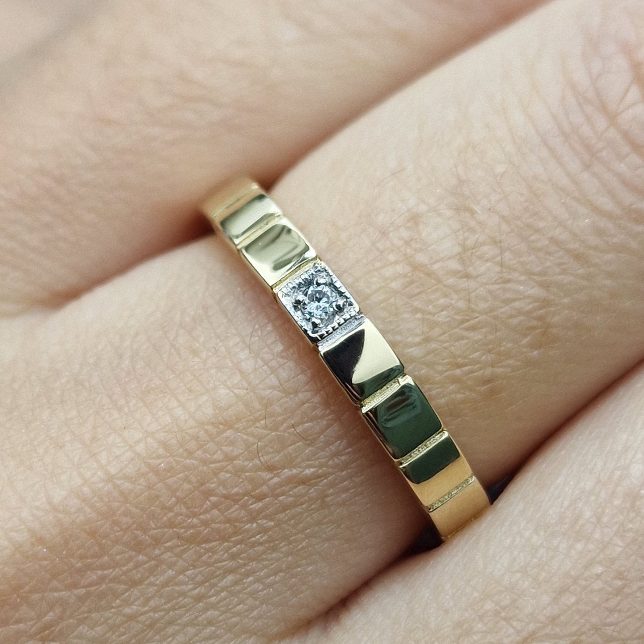 Кольцо Deimantas 103119055 18,5р 3,15гр 0,022ct. купить,NaN