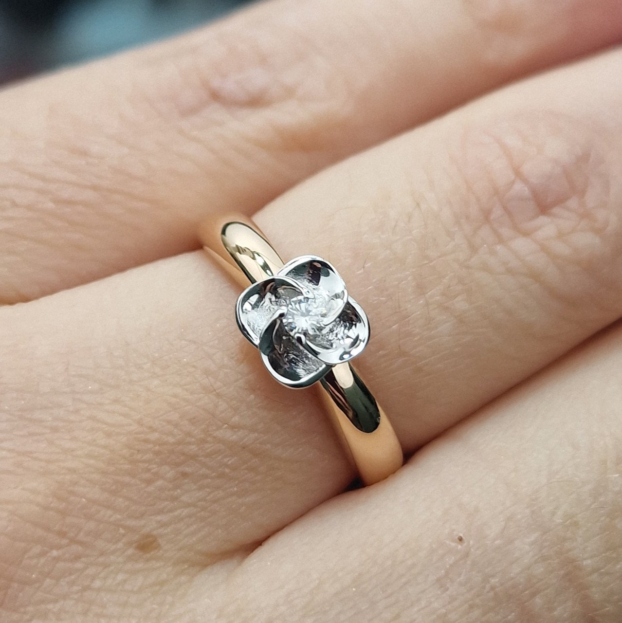 Кольцо Deimantas 103119181 17р 2,04гр 0,057ct. купить,NaN
