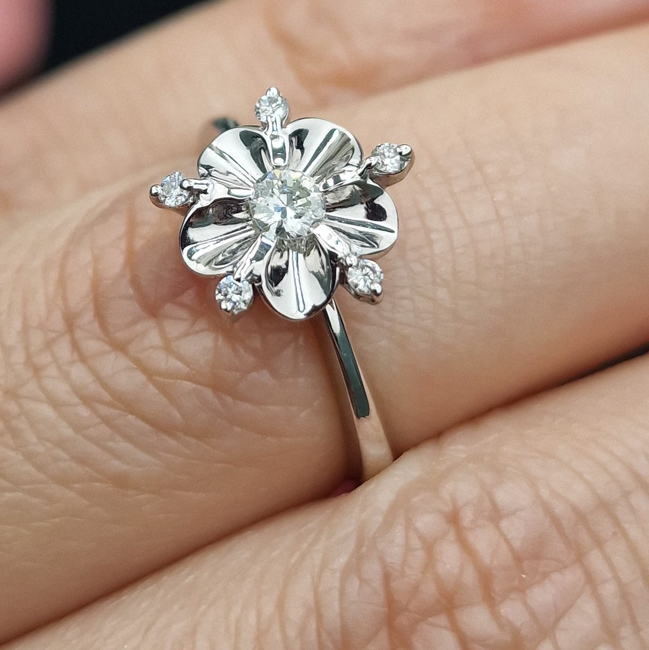Кольцо Deimantas 103119320 16р 2,98гр 0,188ct. купить,NaN