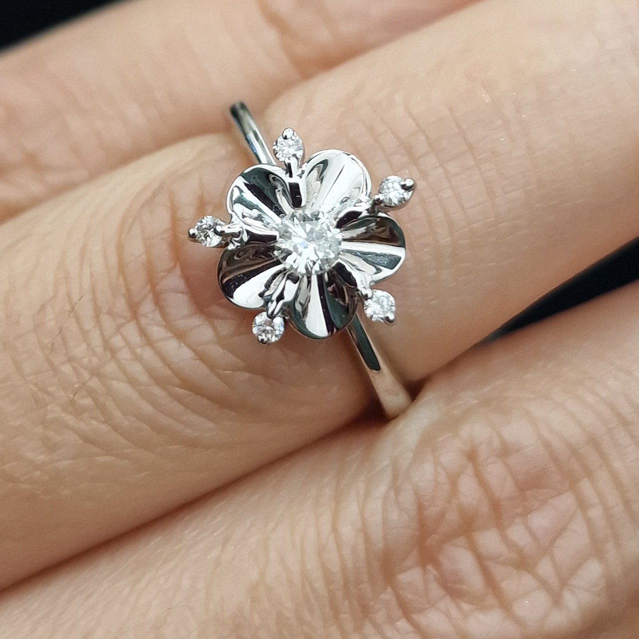 Кольцо Deimantas 103119320 16р 2,98гр 0,188ct. купить,NaN