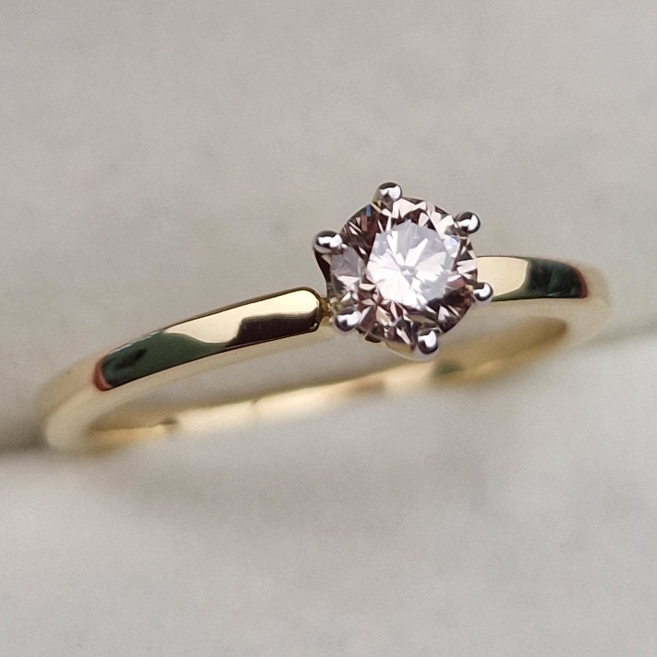 Кольцо Deimantas 103119333 16р 0,19ct. купить,NaN
