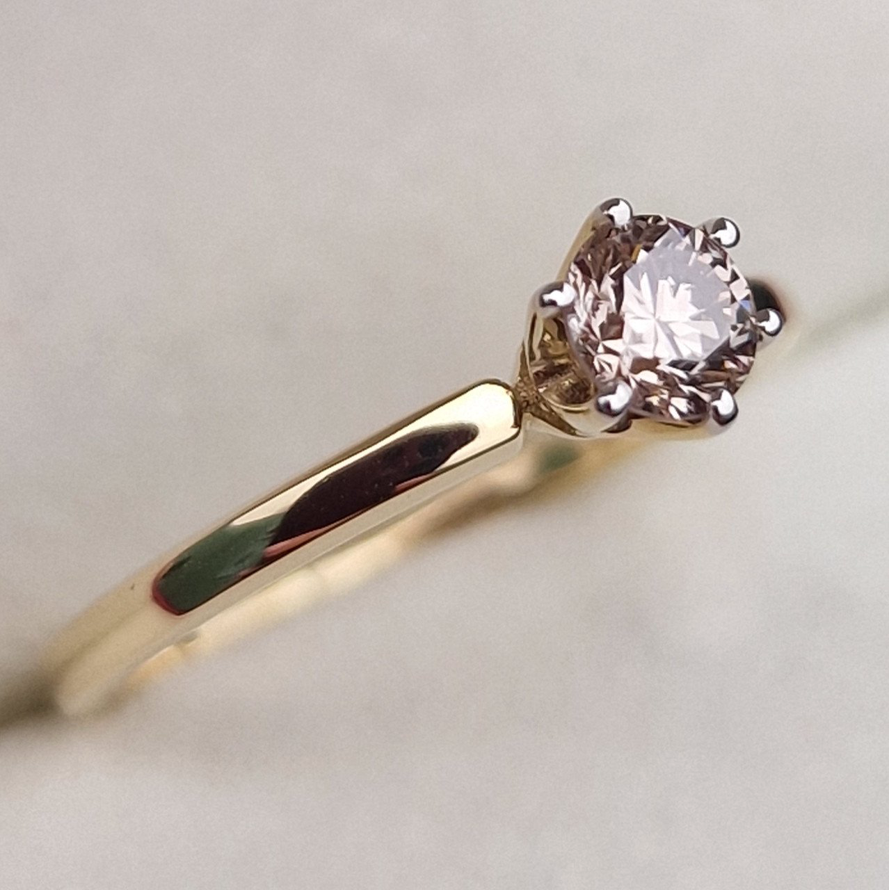 Кольцо Deimantas 103119333 16р 0,19ct. купить,NaN