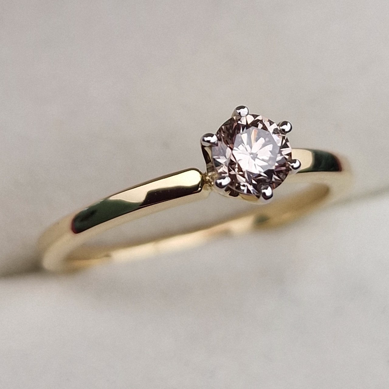 Кольцо Deimantas 103119333 16р 0,19ct. купить,NaN