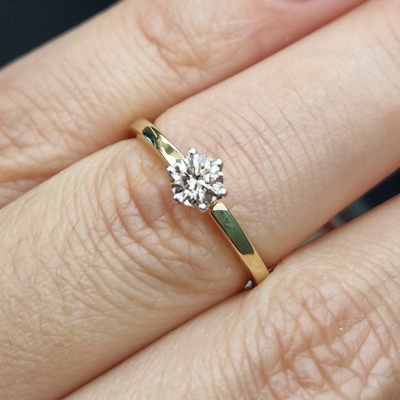Кольцо Deimantas 103119333 16р 0,19ct. купить,NaN