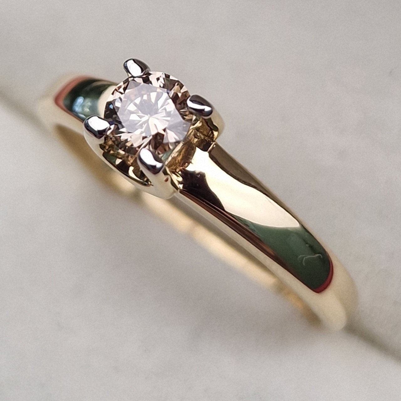 Кольцо Deimantas 103119409 17р 2,09гр 0,27ct. купить,NaN