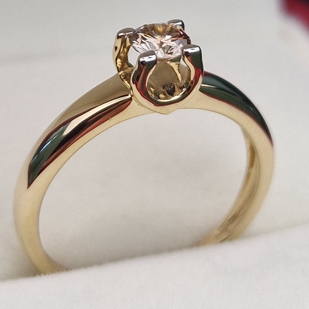 Кольцо Deimantas 103119409 17р 2,09гр 0,27ct. купить,NaN