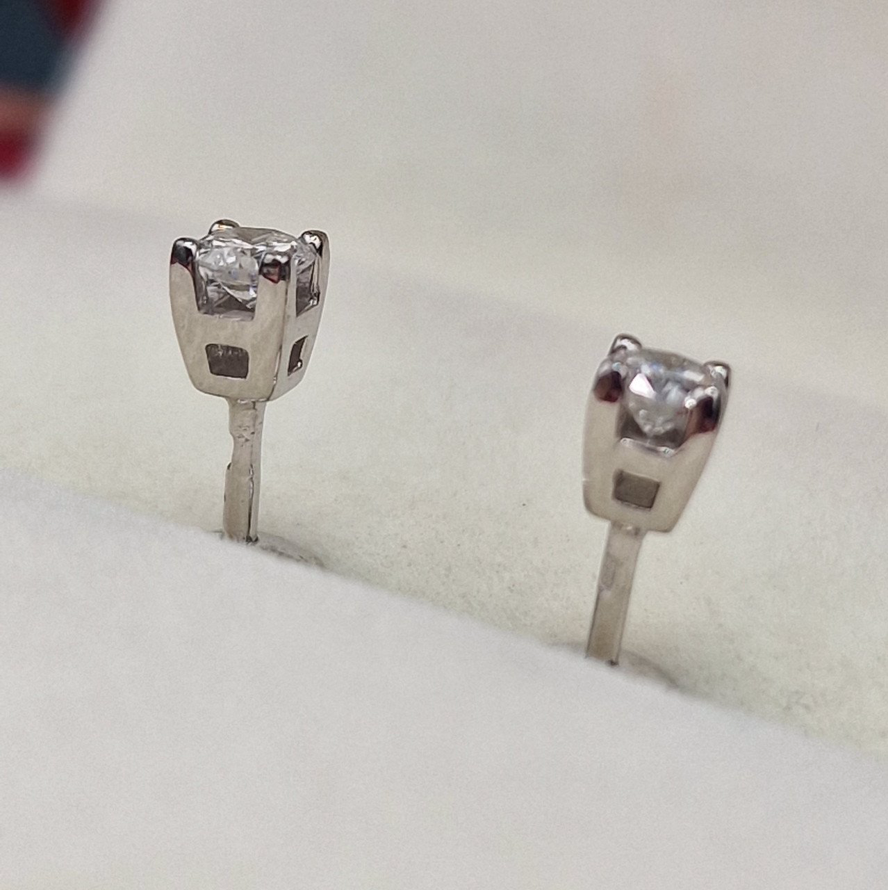 Серьги Deimantas 103119419 1гр 0,25ct. купить,NaN