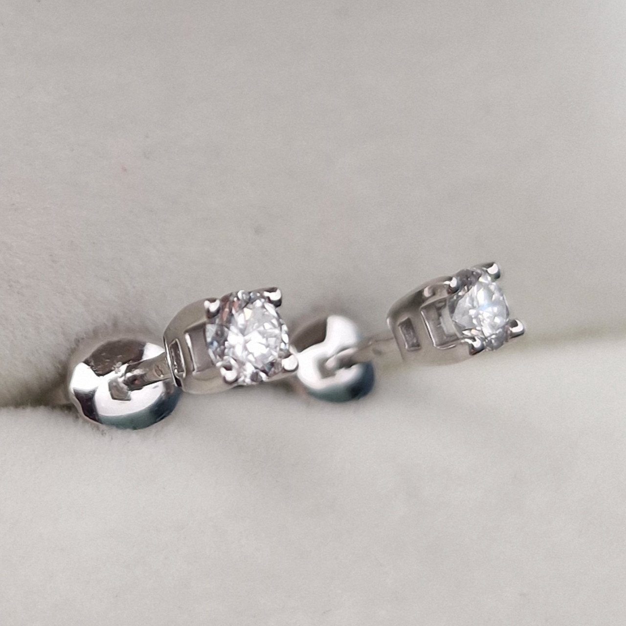 Серьги Deimantas 103119419 1гр 0,25ct. купить,NaN