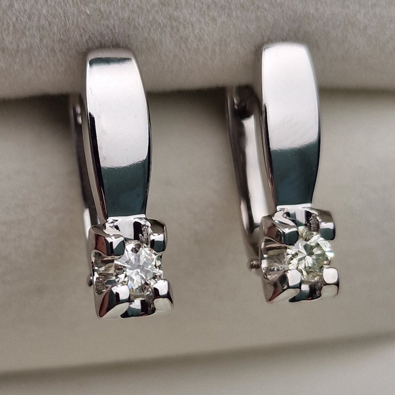Серьги Deimantas 103119434 3,59гр 0,25ct. купить,NaN