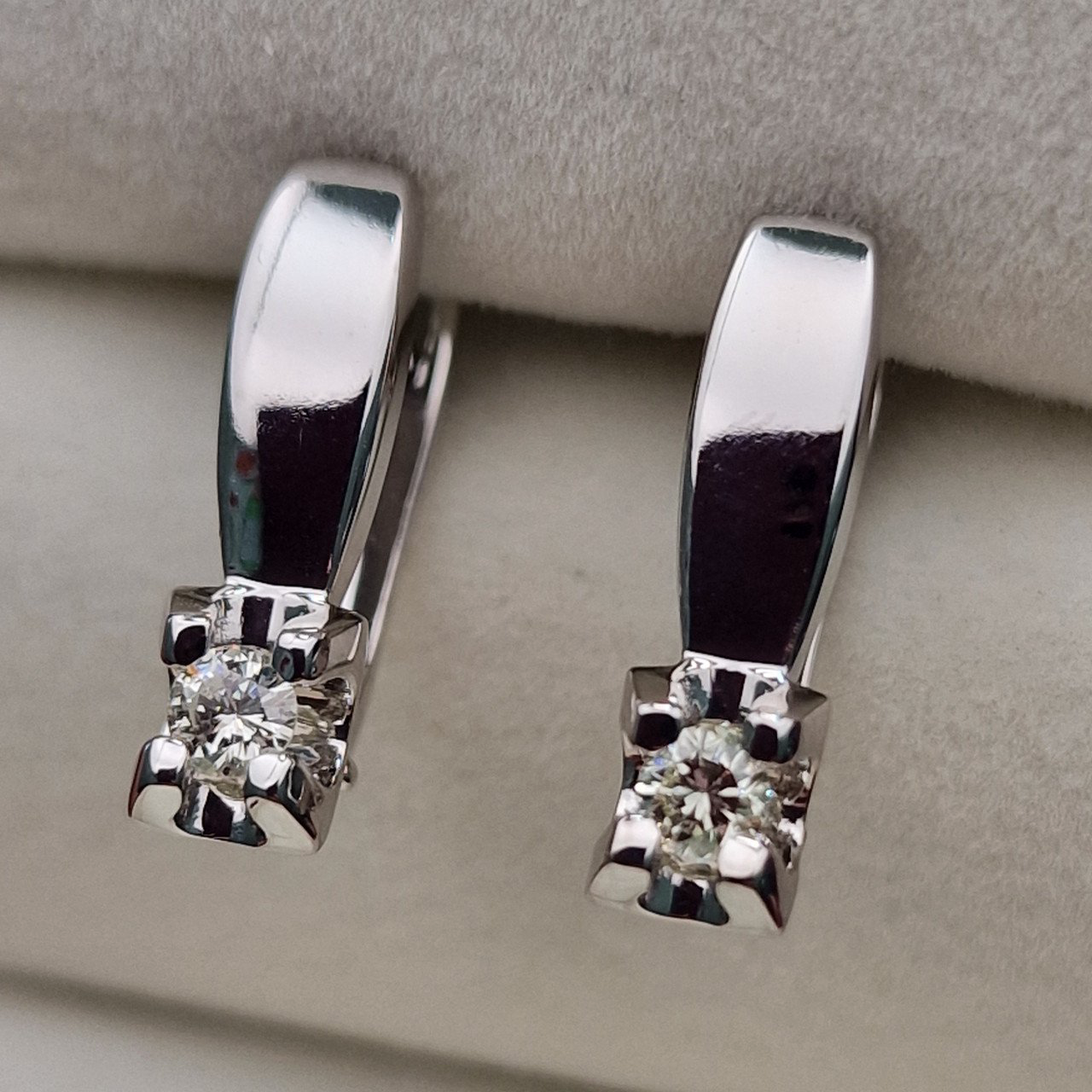 Серьги Deimantas 103119434 3,59гр 0,25ct. купить,NaN