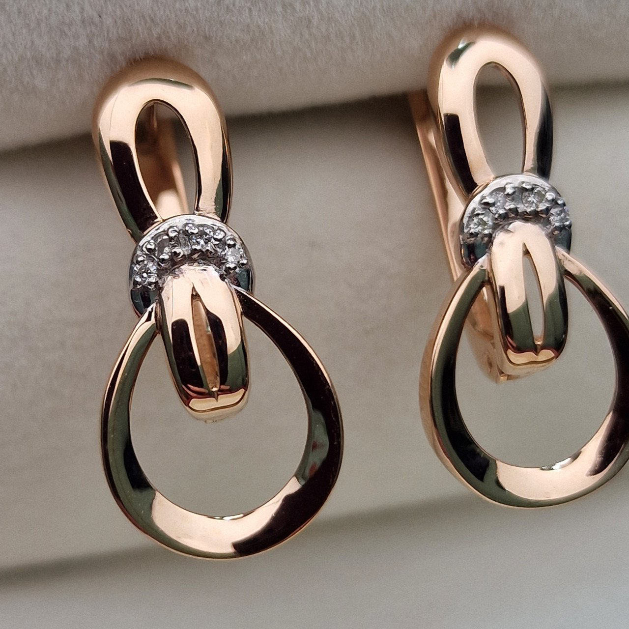 Серьги Deimantas 103119428 2,61гр 0,041ct. купить,NaN