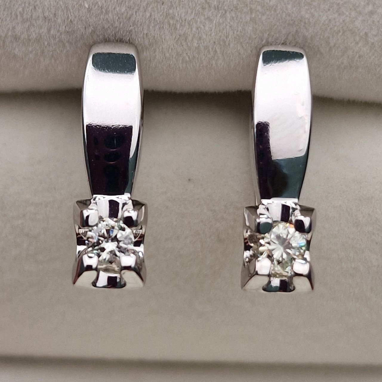 Серьги Deimantas 103119434 3,59гр 0,25ct. купить,NaN