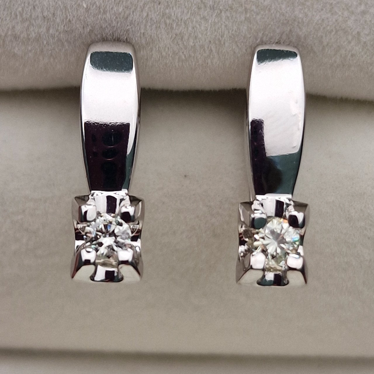 Серьги Deimantas 103119434 3,59гр 0,25ct. купить,NaN