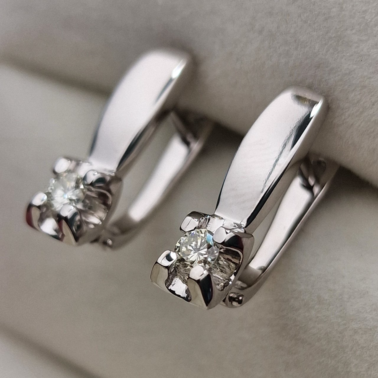 Серьги Deimantas 103119434 3,59гр 0,25ct. купить,NaN