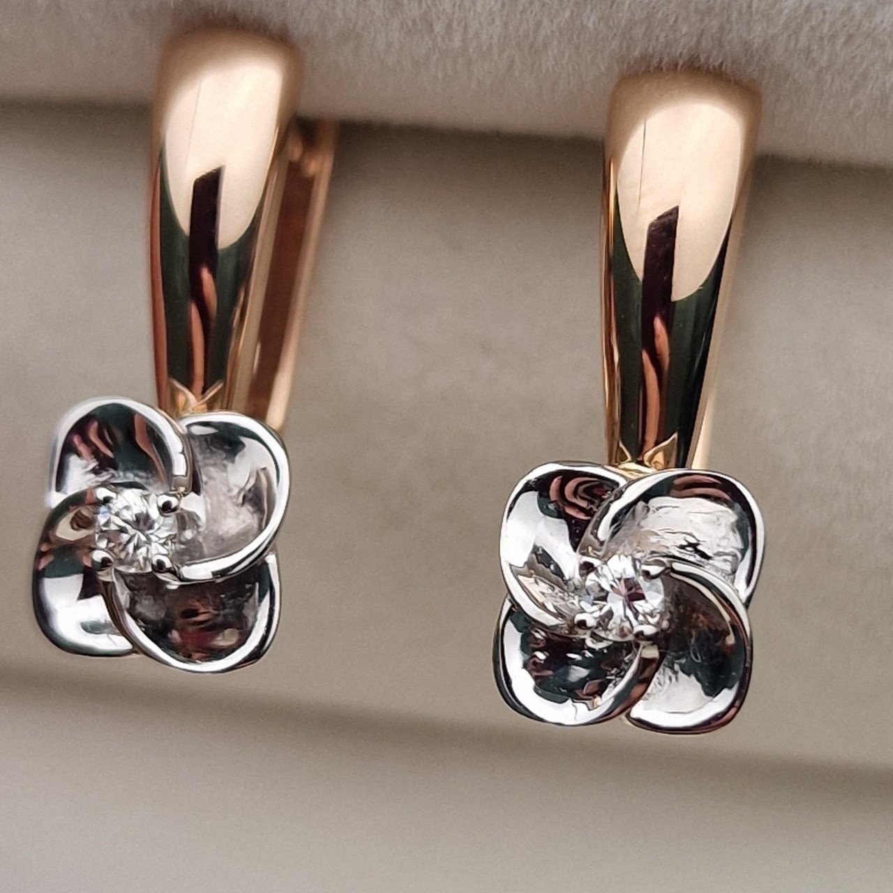 Серьги Deimantas 103119469 3,22гр 0,086ct. купить,NaN