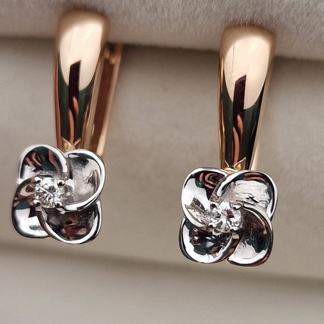 Серьги Deimantas 103119469 3,22гр 0,086ct. купить,NaN