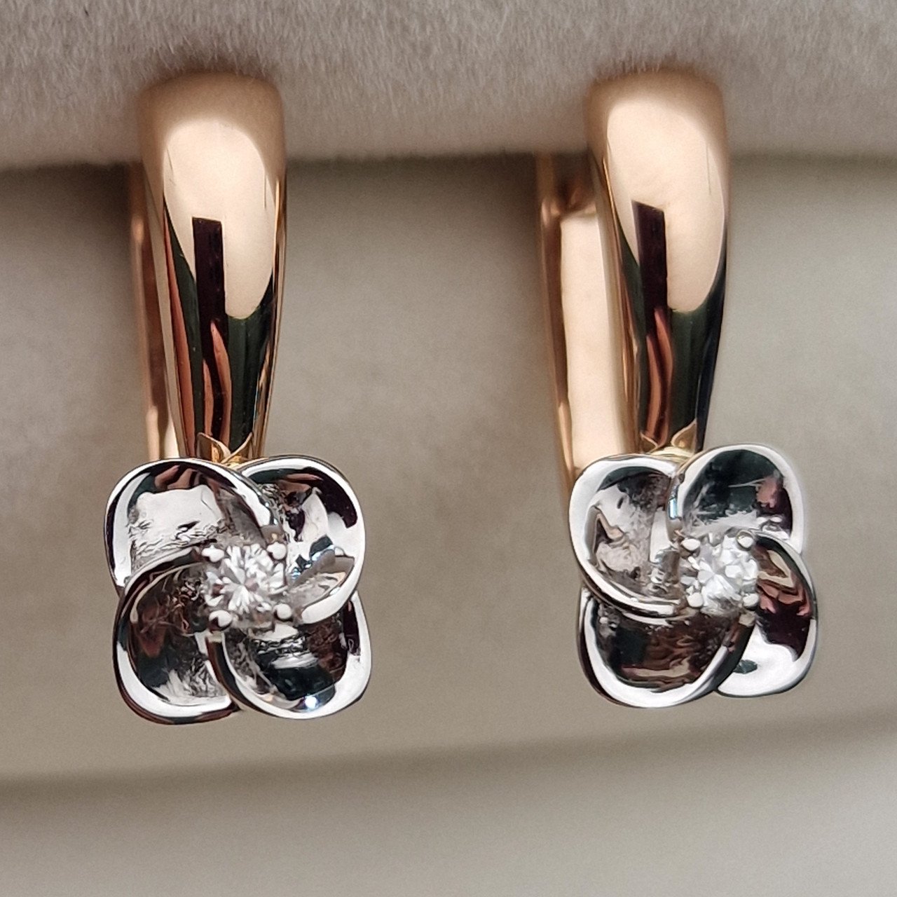 Серьги Deimantas 103119469 3,22гр 0,086ct. купить,NaN