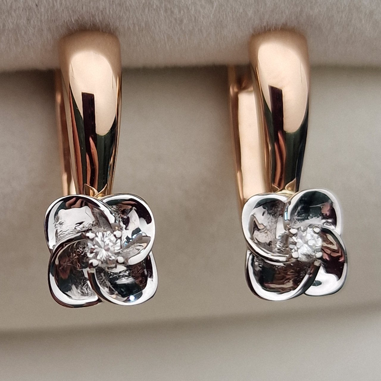 Серьги Deimantas 103119469 3,22гр 0,086ct. купить,NaN
