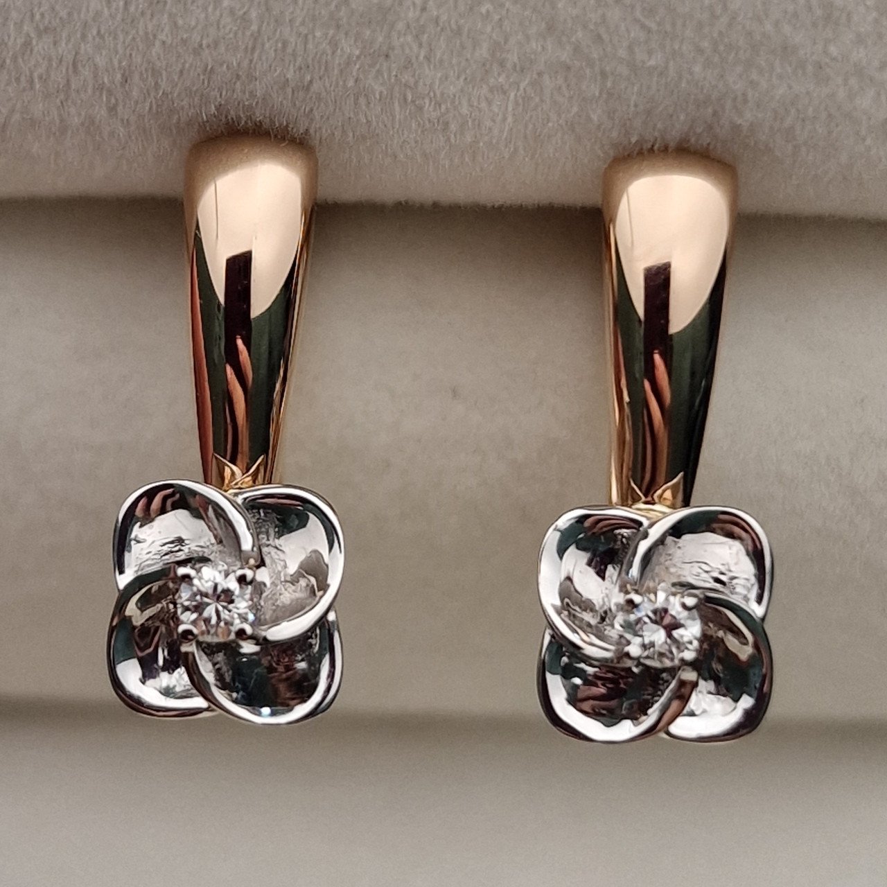 Серьги Deimantas 103119469 3,22гр 0,086ct. купить,NaN