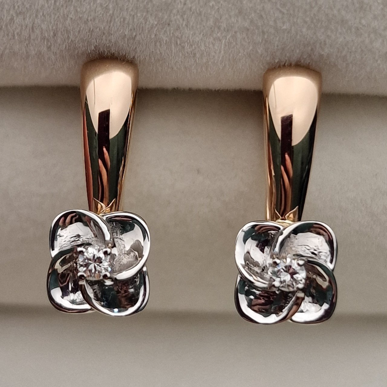 Серьги Deimantas 103119469 3,22гр 0,086ct. купить,NaN