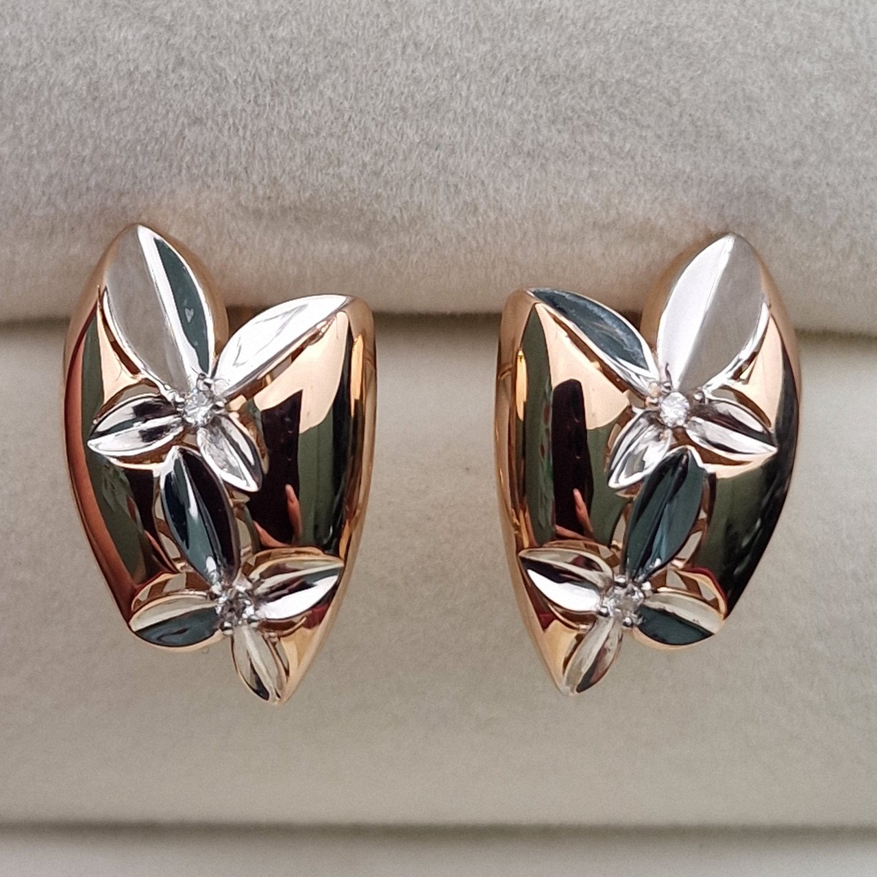Серьги Deimantas 103119582 3,62гр 0,031ct. купить,NaN