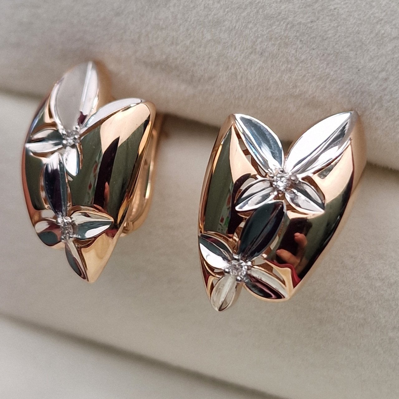 Серьги Deimantas 103119582 3,62гр 0,031ct. купить,NaN