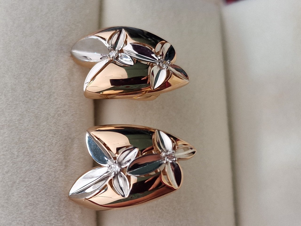 Серьги Deimantas 103119582 3,62гр 0,031ct. купить,NaN