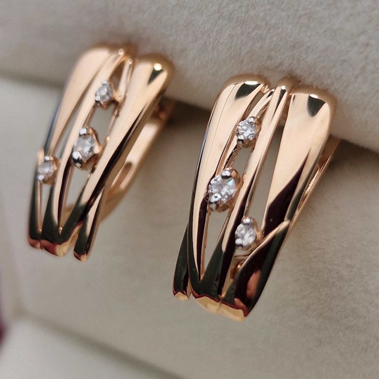 Серьги Deimantas 103120432 2,34гр 0,12ct. купить,NaN