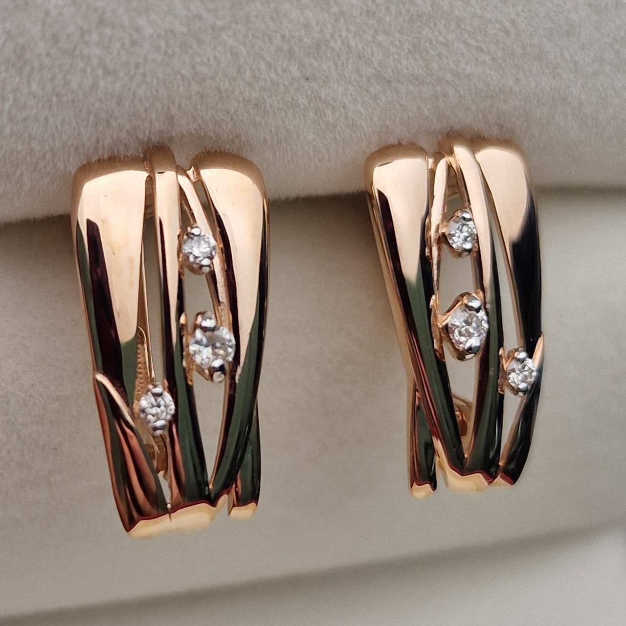 Серьги Deimantas 103120432 2,34гр 0,12ct. купить,NaN