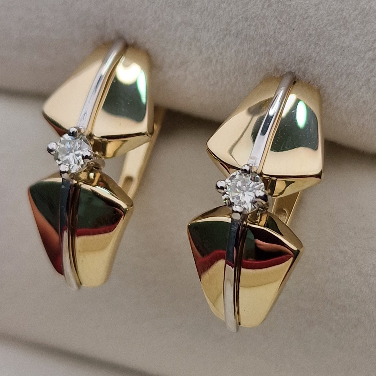 Серьги Deimantas 103120452 3,03гр 0,22ct. купить,NaN