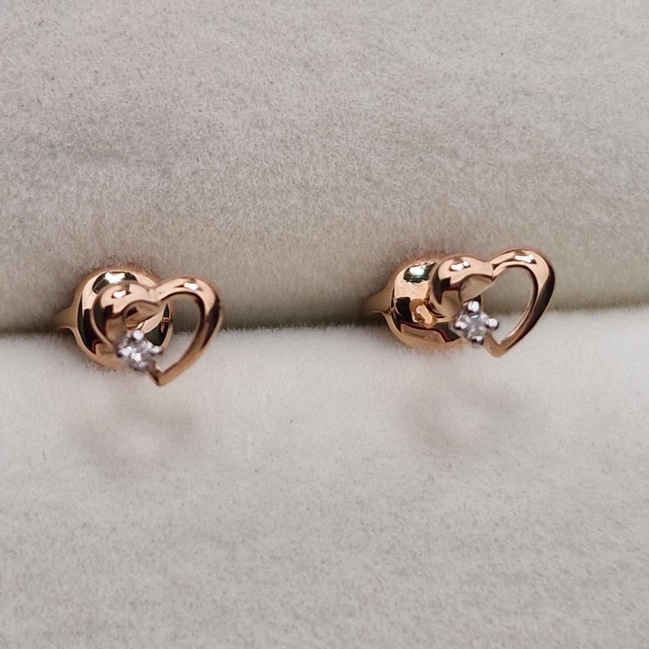 Серьги Deimantas 103120470 0,8гр 0,006ct. купить,NaN