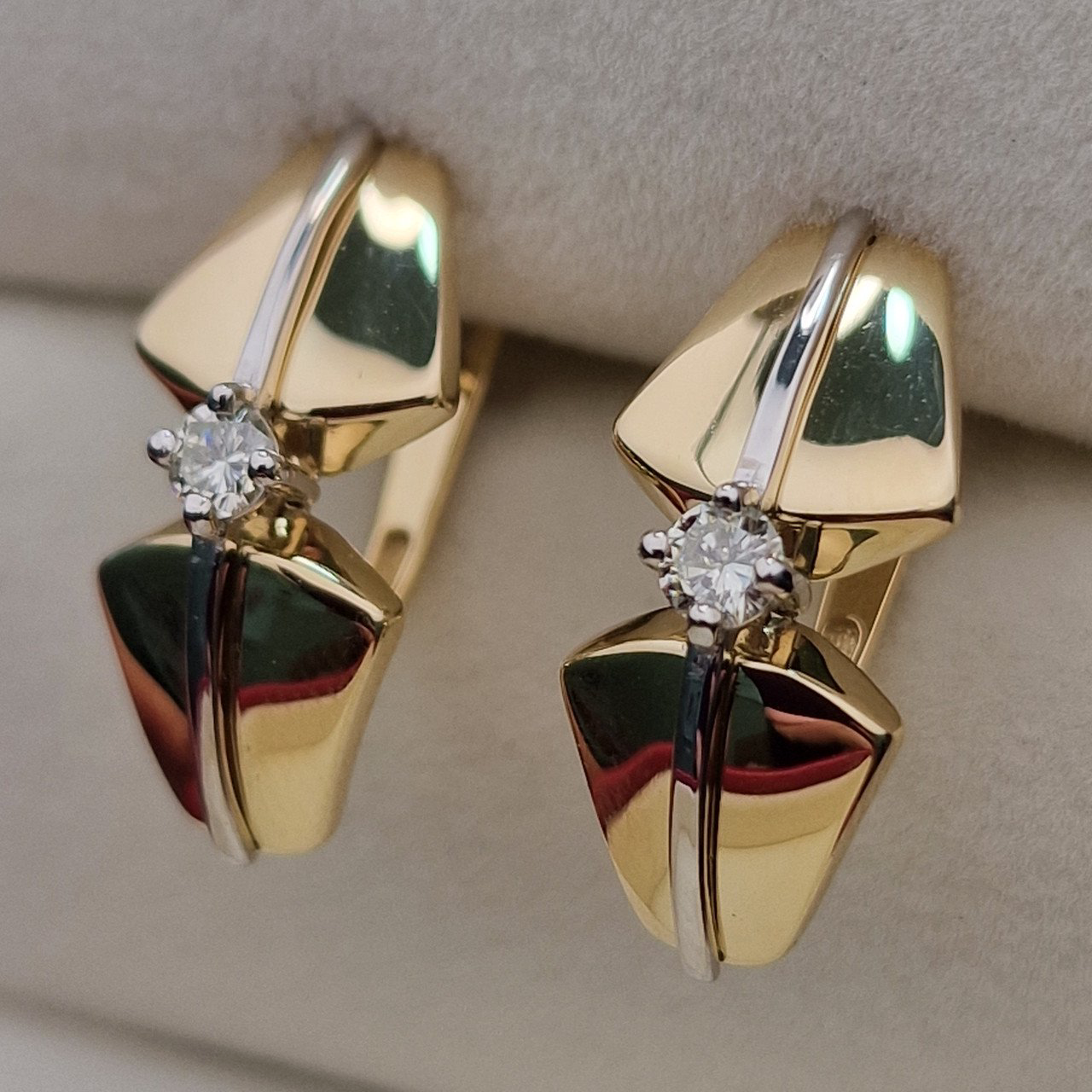 Серьги Deimantas 103120452 3,03гр 0,22ct. купить,NaN