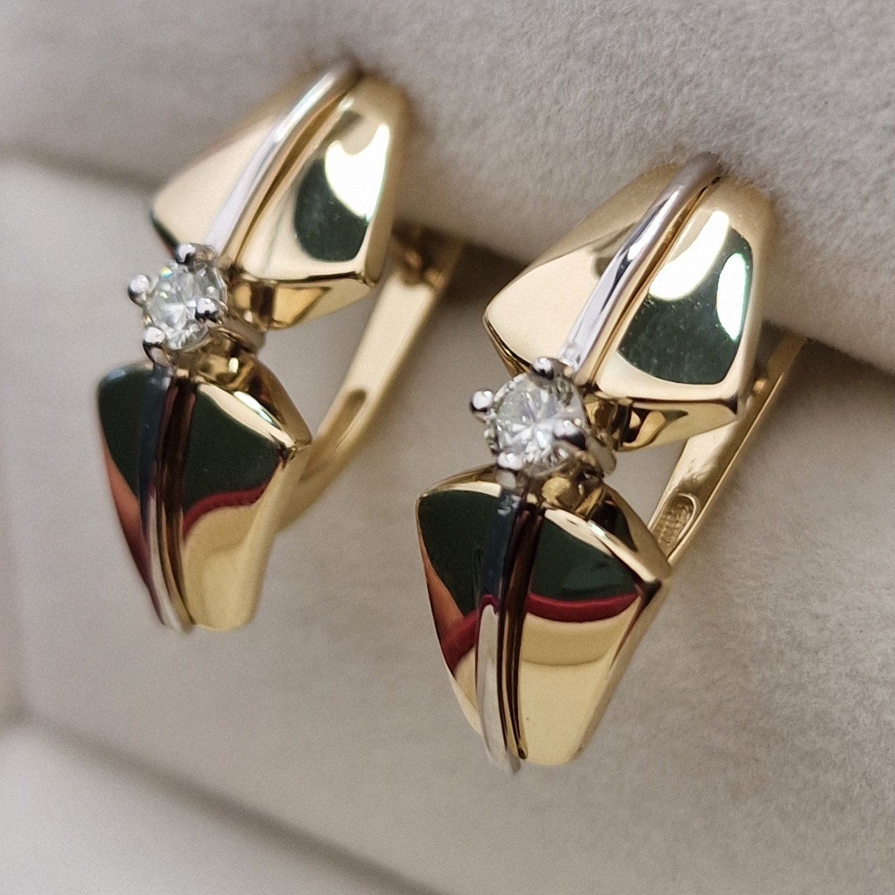 Серьги Deimantas 103120452 3,03гр 0,22ct. купить,NaN